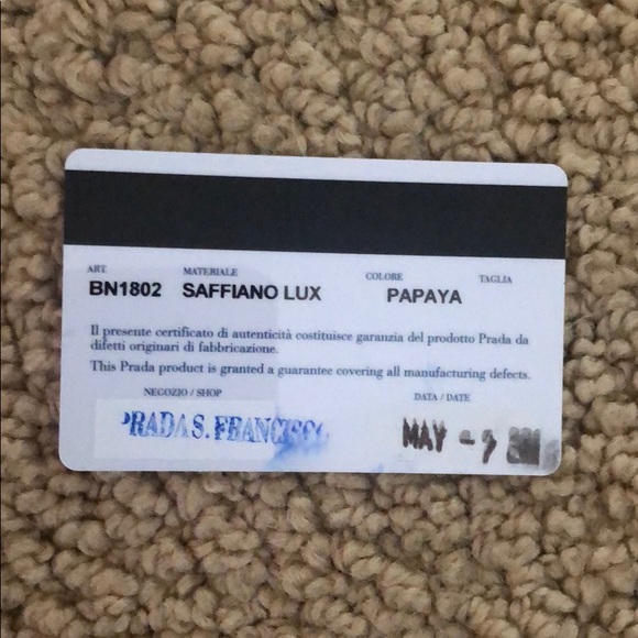 Authentic Beautiful Prada tote. - Picture 8 of 8